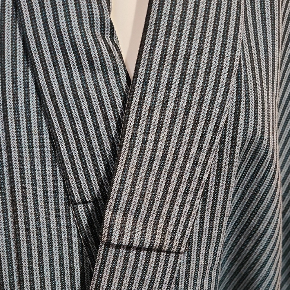 Striped Blue Kimono Robe - Picture 4 of 9